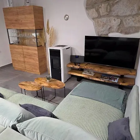 ヴィラ Lavanda Čižići